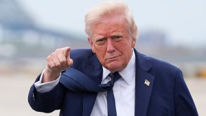 লেবাননে বোমা হামলা বন্ধে ইসরাইলকে সতর্ক করলেন ট্রাম্প