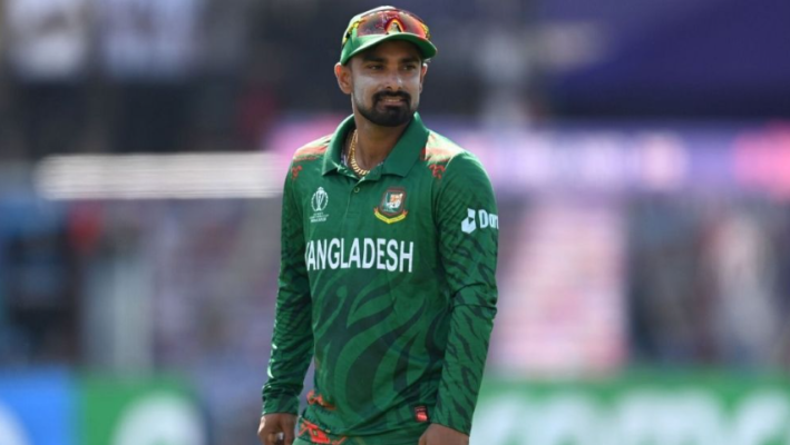 হোয়াইটওয়াশ এড়ানোর ম্যাচে নেই অধিনায়ক