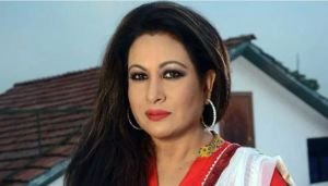 হজ করতে যাচ্ছেন নায়িকা চম্পা