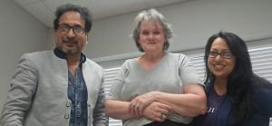 টেক্সাস অঙ্গরাজ্যের অস্টিনে আয়না মহল শিরোনামে সাজু খাদেমের একক চিত্র প্রদর্শনী