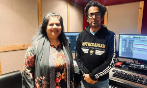 একসঙ্গে রুনা লায়লা ও বাপ্পা মজুমদার