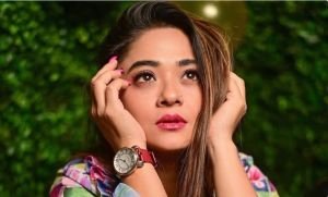 বিজেপি ছাড়তেই অভিনেত্রীকে ধর্ষণের হুমকি