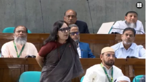 গ্রামে ১০-১২ ঘণ্টা বিদ্যুৎ থাকে না: সংসদে রুমিন ফারহানা