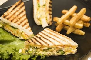 এগ ক্লাব স্যান্ডউইচের রেসিপি