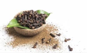 প্রতিদিন লবঙ্গ খেলে মেলে যত উপকার