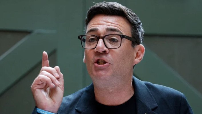 ইসরাইলকে কড়া বার্তা ‘সম্ভাব্য’ ব্রিটিশ প্রধানমন্ত্রী বার্নহ্যামের