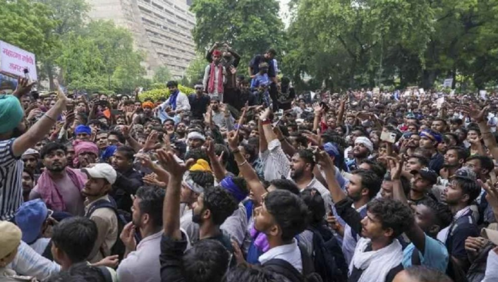 জন্তর মন্তরে সকাল থেকেই বাড়ছে বিক্ষোভকারীদের ভিড়