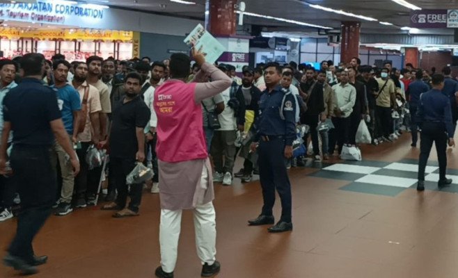 যান্ত্রিক ত্রুটিতে ইতালিতে আটকা বিমানের ২৫৬ যাত্রী, ঢাকা থেকে যাচ্ছেন প্রকৌশলী