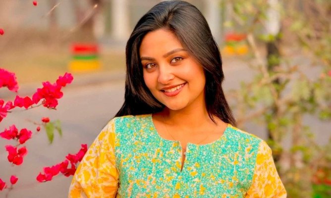 ‘মনের মতো মন’ নিয়ে আসছেন নিহা