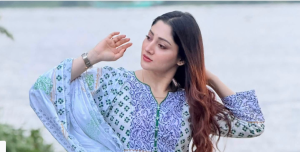 বাগদানের গুঞ্জনের মাঝেই নতুন ছবি প্রকাশ করলেন পূজা