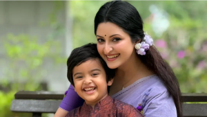 ‘আজ আমারও জন্মদিন, মা পরীর জন্মদিন’