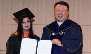 দক্ষিণ কোরিয়ায় প্রেসিডেন্ট অ্যাওয়ার্ড পেলেন ইয়াসমিন