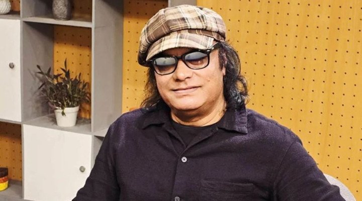 ‘৫ বছরে কতজন বাংলাদেশি শিল্পী পাকিস্তানে পারফর্ম করেছেন?’—প্রশ্ন হামিন আহমেদের