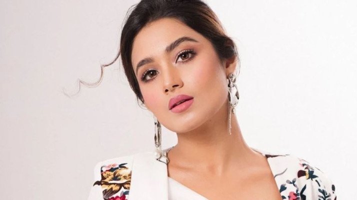বড় পর্দায় কবে ফিরবেন ফারিণ?