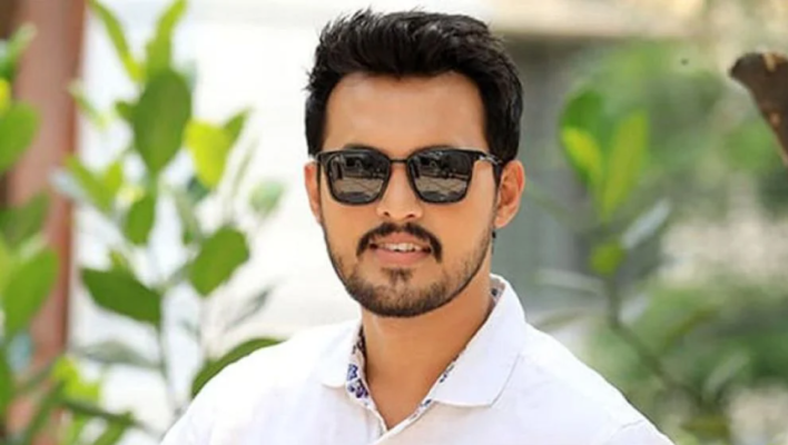 বিমান সেবা নিয়ে ক্ষুব্ধ অভিনেতা বললেন, ‘বেইমান বাংলাদেশ এয়ারলাইন্স’