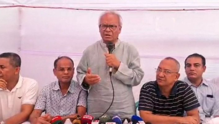 আইজিপির ক্রসফায়ার ফেরানোর বক্তব্যে বিব্রত সরকার: রিজভী