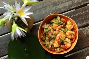 শাপলা দিয়ে চিংড়ির তরকারির রেসিপি