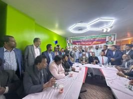 নিউইয়র্কের ব্রুকলীনে কুনু-ফিরোজ প্যানেলের নির্বাচনী সভা: ‘মিথ্যা প্রতিশ্রুতি নয়, জবাবদিহিমূলক সোসাইটি গড়তে চাই’