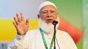 মুখে দাগ কেন, জানালেন জামায়াত আমির